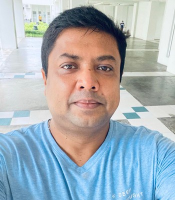 Expats Keep Guard Up Against Covid-19 Expats Keep Guard Up Against Covid-19