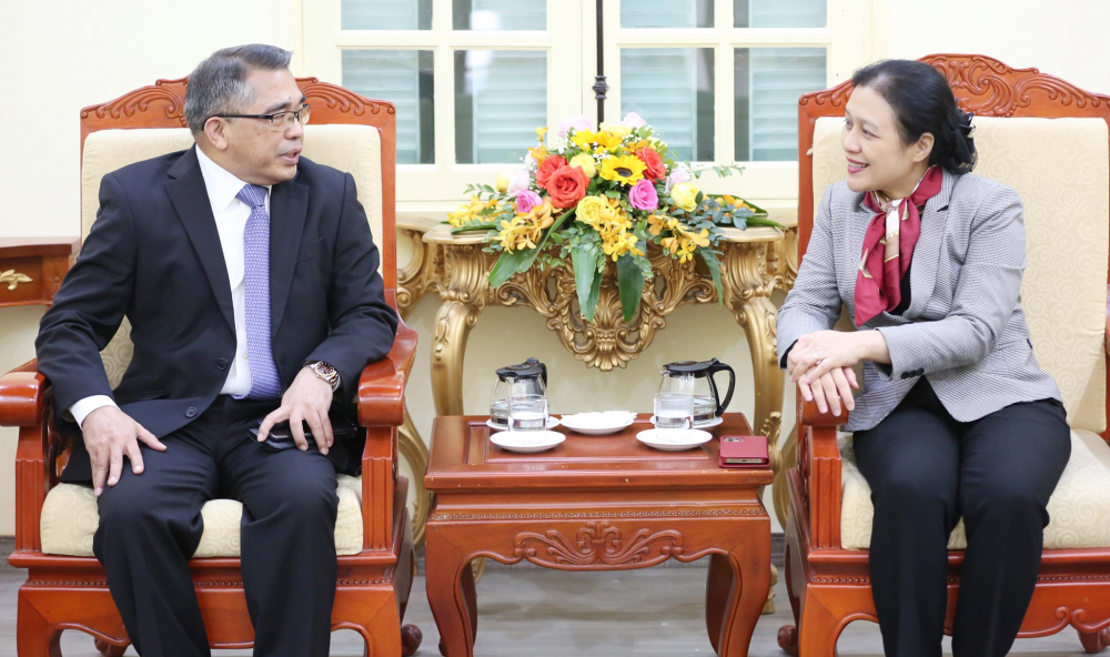 Đại sứ Philippines tại Việt Nam: Muốn hợp tác với VUFO, các hội thành viên để thực tế hóa và làm sâu sắc thêm quan hệ nhân dân hai nước Đại sứ Philippines tại Việt Nam: Muốn hợp tác với VUFO, các hội thành viên để thực tế hóa và làm sâu sắc thêm quan hệ nhân dân hai nước