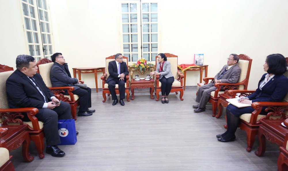 Đại sứ Philippines tại Việt Nam: Muốn hợp tác với VUFO, các hội thành viên để thực tế hóa và làm sâu sắc thêm quan hệ nhân dân hai nước Đại sứ Philippines tại Việt Nam: Muốn hợp tác với VUFO, các hội thành viên để thực tế hóa và làm sâu sắc thêm quan hệ nhân dân hai nước