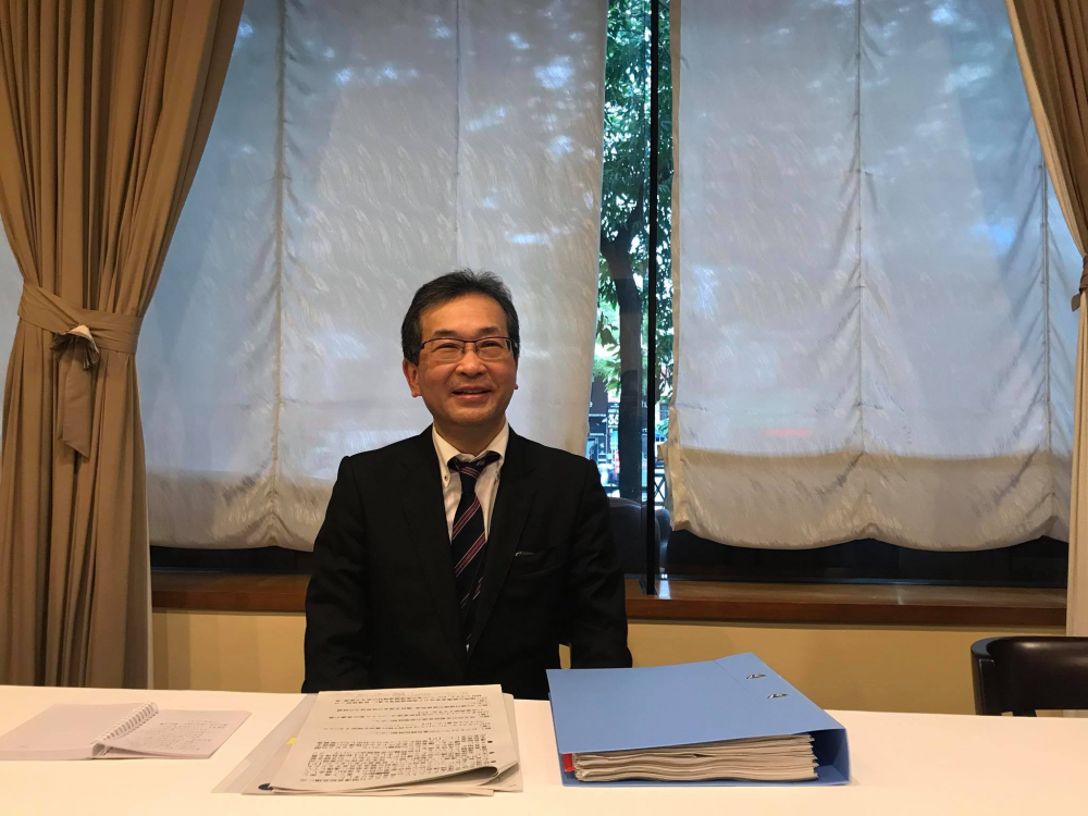 Người phát ngôn thủ tướng Nhật YOSHIDA Tomoyuki trong buổi họp báo chiều ngày 19/10/2020. Người phát ngôn thủ tướng Nhật YOSHIDA Tomoyuki trong buổi họp báo chiều ngày 19/10/2020.