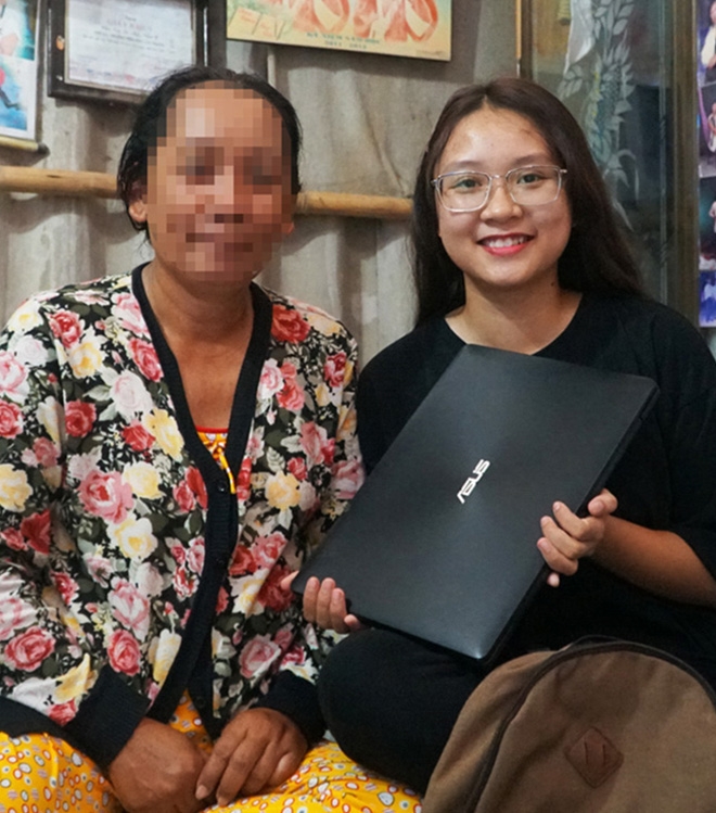 Ngày 8/3 của người vợ bị lây HIV từ chồng: "Chỉ mong đừng ai xa lánh mẹ con!" ngay 83 cua nguoi vo bi lay hiv tu chong chi mong dung ai xa lanh me con