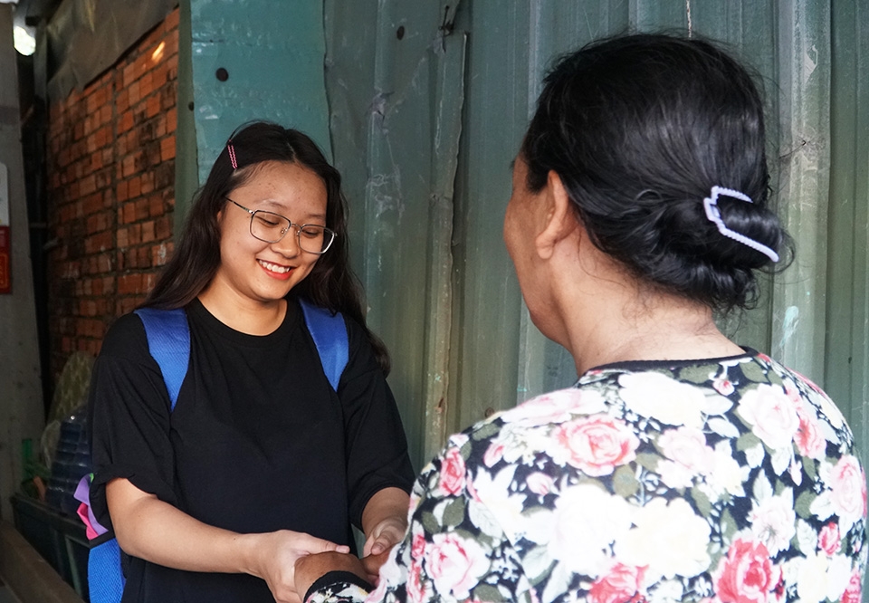 Ngày 8/3 của người vợ bị lây HIV từ chồng: "Chỉ mong đừng ai xa lánh mẹ con!" ngay 83 cua nguoi vo bi lay hiv tu chong chi mong dung ai xa lanh me con