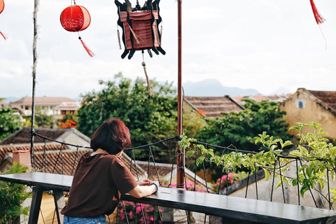 tan huong tron ven ve binh yen cua hoi an tai 5 tiem ca phe co dien