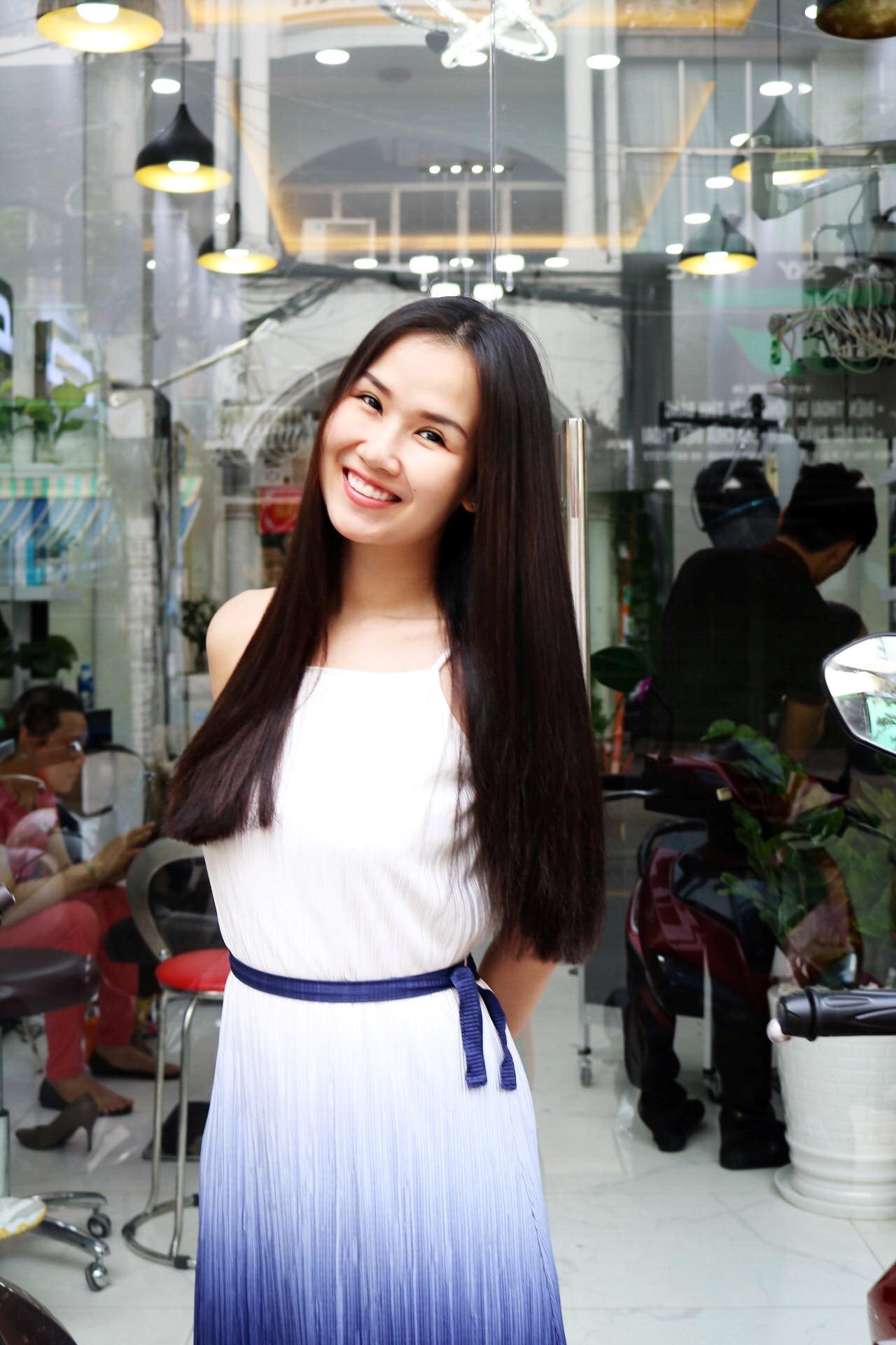 Ngọc Huyền - Nghệ sĩ cải lương đầu tiên nhận nút bạc YouTube ngoc huyen nghe si cai luong dau tien nhan nut bac youtube