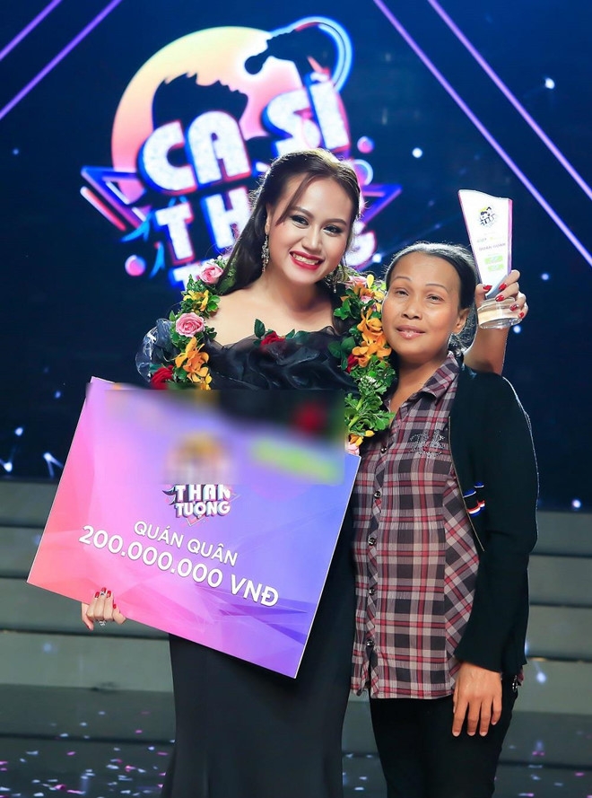 Kim Loan "The Voice" mùa 1 - học trò đầy cá tính Rock của cố nhạc sĩ Trần Lập kim loan the voice mua 1 hoc tro co nhac si tran lap la ai