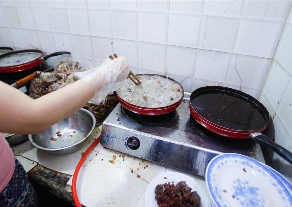 chen chan thuong thuc ngan chay toi la mieng giua long pho co ha noi 74720