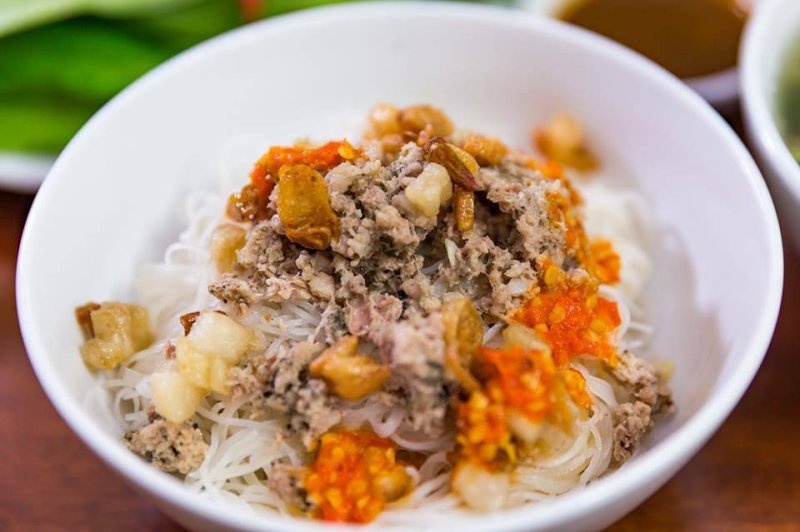 bun thoi va 4 mon dac san an mot lan nho mot doi o pleiku