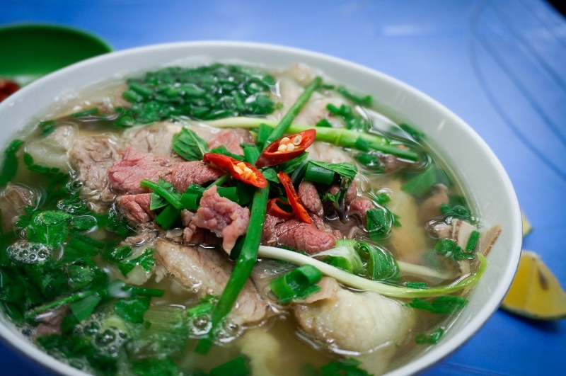 top 10 mon ngon nhat dinh phai thu khi toi ha noi