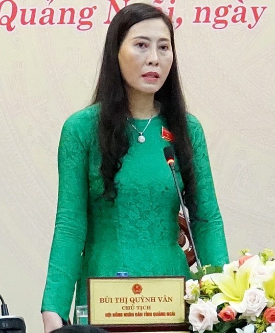 chan dung tan pho bi thu tinh uy quang ngai bui thi quynh van
