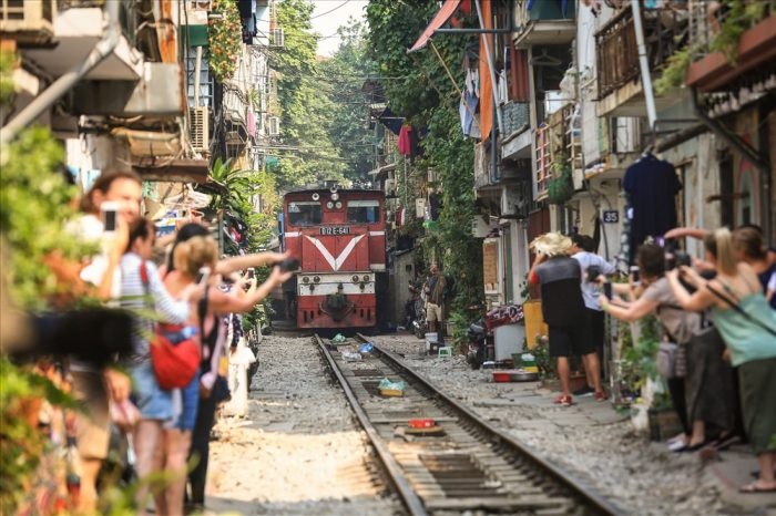 Top 10 trải nghiệm cực ấn tượng mà du khách nên thử khi tới Hà Nội top 10 trai nghiem khong the bo qua khi toi ha noi