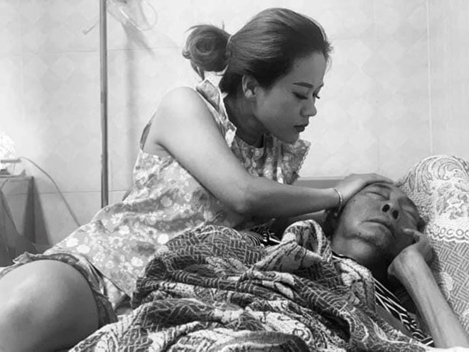 Nghệ sĩ Lê Bình sau thời gian dài chống chọi với ung thư phổi nghe si le binh sau thoi gian dai chong choi voi ung thu phoi