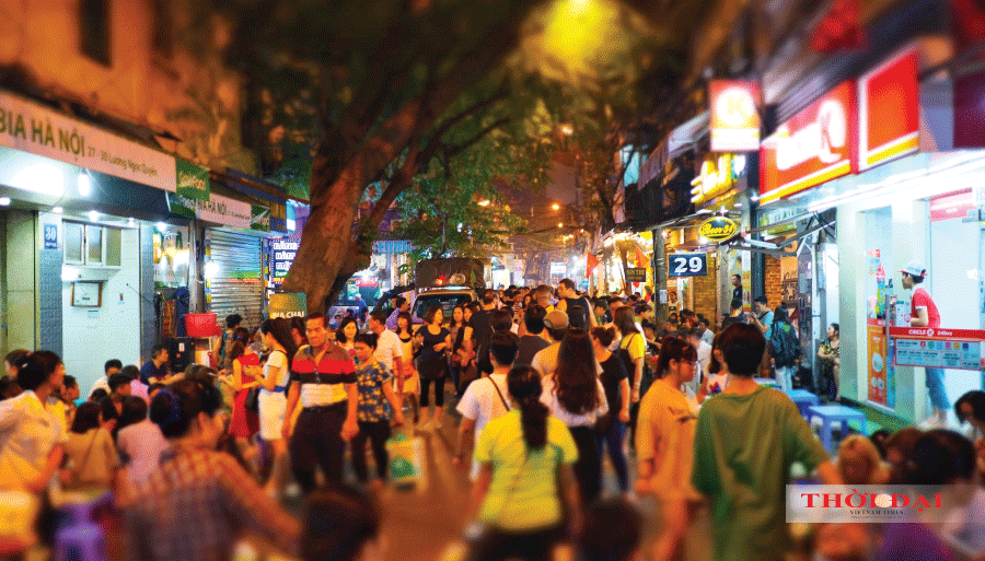 Khám phá "ngã tư quốc tế" Tạ Hiện giữa lòng phố cổ Hà Nội vi sao nga tu quoc te ta hien o ha noi hut khach