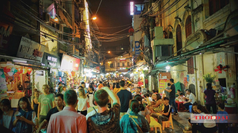 Khám phá "ngã tư quốc tế" Tạ Hiện giữa lòng phố cổ Hà Nội vi sao nga tu quoc te ta hien o ha noi hut khach