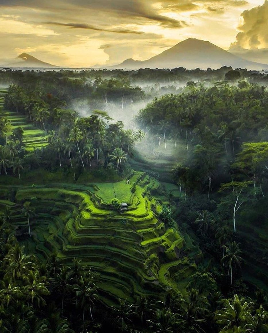 Tận hưởng hè trọn vẹn với những điểm du lịch nước ngoài đẹp "quên lối về" tan huong he tron ven voi nhung diem du lich nuoc ngoai dep quen loi ve