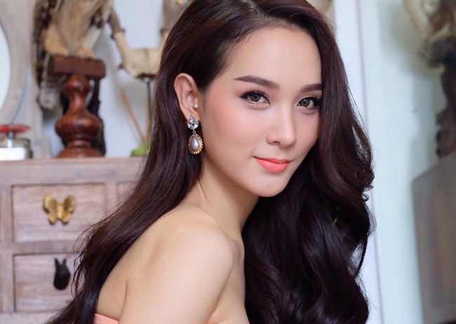 10 mỹ nhân chuyển giới đẹp nhất Thái Lan 10 my nhan chuyen gioi dep nhat thai lan