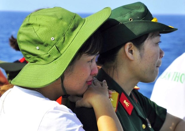 Hải trình 8 ngày vượt trùng khơi nối đất liền với biển đảo Trường Sa hai trinh 8 ngay vuot trung khoi noi dat lien voi bien dao truong sa