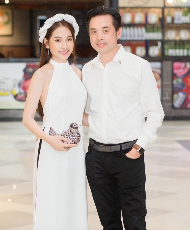Facebook sao Việt hôm nay (18/5): Nam Thư vẫn quay "Bạn muốn hẹn hò", làm MC mai mối cho 20 cặp facebook sao viet hom nay 185 nam thu van quay ban muon hen ho lam mc mai moi cho 20 cap