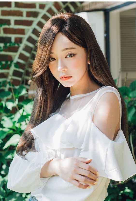 tu vi hom nay 215 ve cong viec cua 12 con giap tuoi hoi tham vong tuoi ngo tri tre