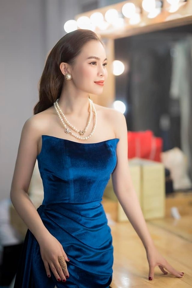 Facebook sao Việt hôm nay (25/5): Vợ Tuấn Hưng tiết lộ mang thai lần thứ 3 facebook sao viet hom nay 255 vo tuan hung tiet lo mang thai lan thu 3