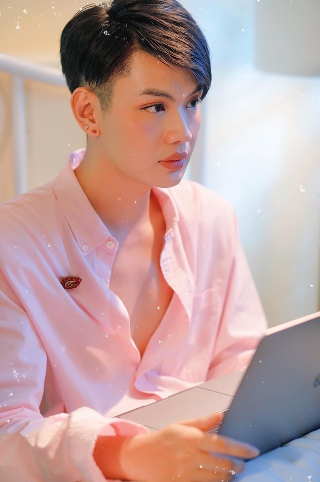 Facebook sao Việt hôm nay (8/6): Quốc Trường tích cực "thả thính", Hương Giang idol và bạn trai cũ Criss Lai tái hợp? facebook sao viet hom nay 86 quoc truong tich cuc tha thinh huong giang idol va ban trai cu criss lai tai hop