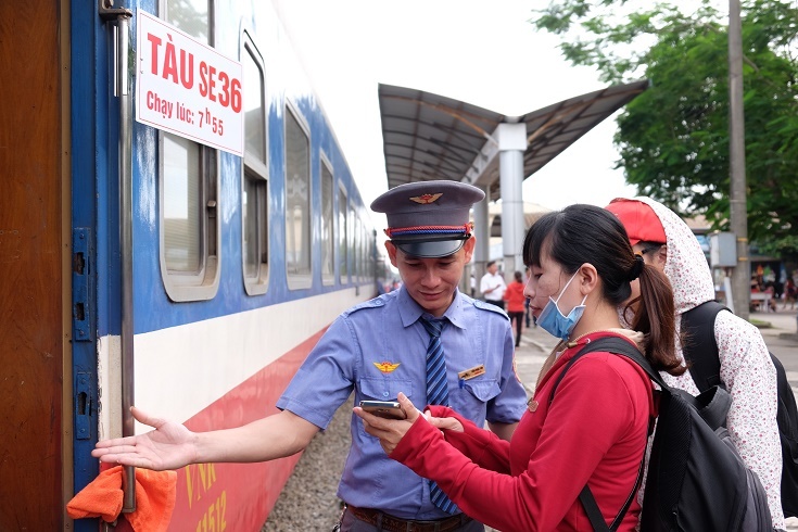 Đường sắt Hà Nội giảm mạnh giá vé trong dịp hè duong sat ha noi giam manh gia ve trong dip he