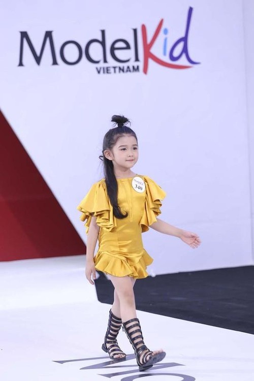 Những đứa trẻ mang khát vọng nổi tiếng của bố mẹ nhung dua tre mang khat vong noi tieng cua bo me