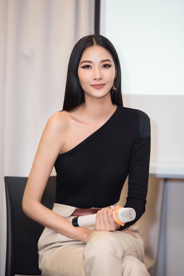 Facebook sao Việt hôm nay (10/6): Phương Trinh Jolie diện bikini khoe vẻ đẹp phồn thực, Trúc Diễm bị bệnh cường giáp facebook sao viet hom nay 106 phuong trinh jolie dien bikini khoe ve dep phon thuc truc diem bi benh cuong giap