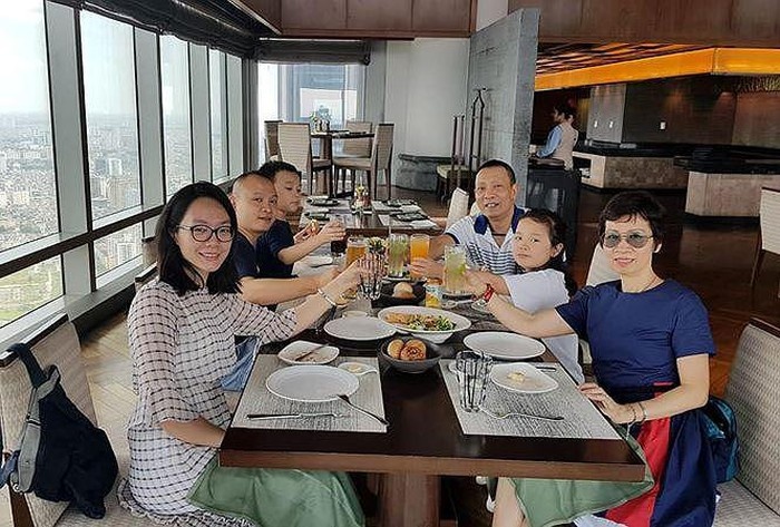 Cuộc sống hiện tại của MC Lại Văn Sâm như thế nào mà khiến nhiều người ngưỡng mộ đến thế? cuoc song hien tai cua mc lai van sam nhu the nao ma khien nhieu nguoi nguong mo den the