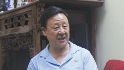 den nam du cau ca nuong an tai cho va nghe ke chuyen ve dat dao
