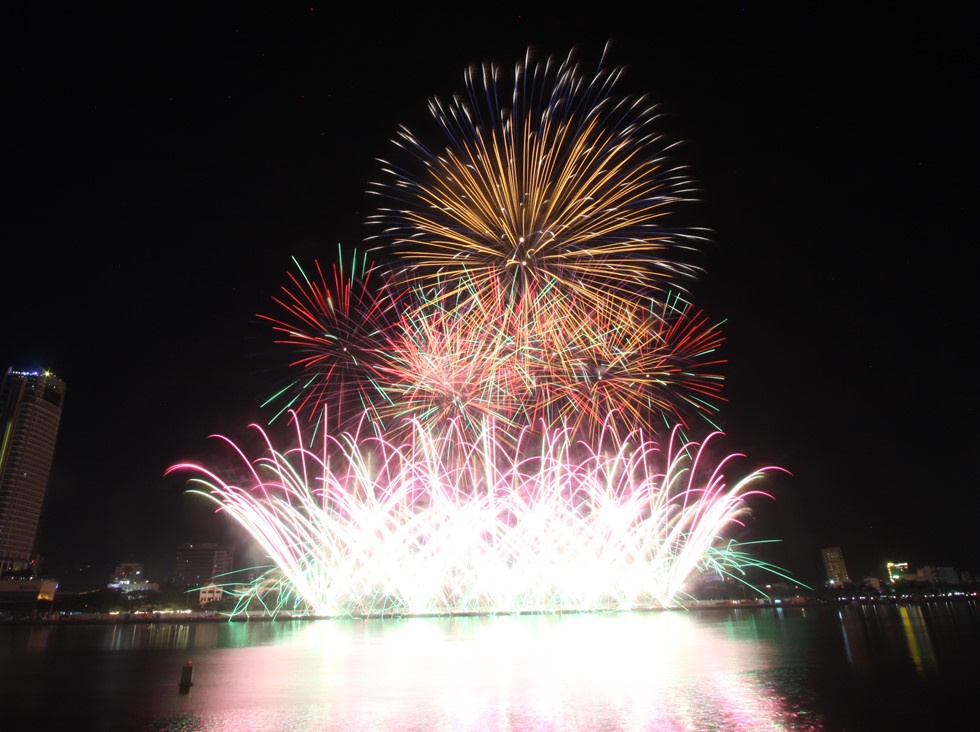 Lễ hội pháo hoa Đà Nẵng 2019 có gì hấp dẫn? le hoi phao hoa da nang 2019 co gi hap dan