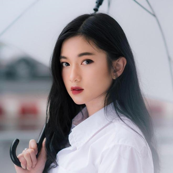 Các "hot girl" thi THPT Quốc gia 2019: Người "trúng tủ", kẻ buồn bã sau ngày thi đầu tiên cac hot girl thi thpt quoc gia 2019 nguoi trung tu ke buon ba sau ngay thi dau tien
