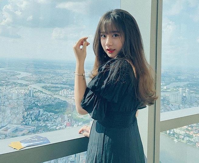 Các "hot girl" thi THPT Quốc gia 2019: Người "trúng tủ", kẻ buồn bã sau ngày thi đầu tiên cac hot girl thi thpt quoc gia 2019 nguoi trung tu ke buon ba sau ngay thi dau tien