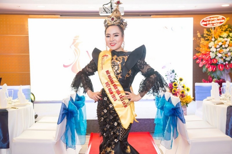 "Nữ hoàng Văn hóa tâm linh" Phạm Nữ Hiền Ngân là ai? nu hoang van hoa tam linh pham nu hien ngan la ai
