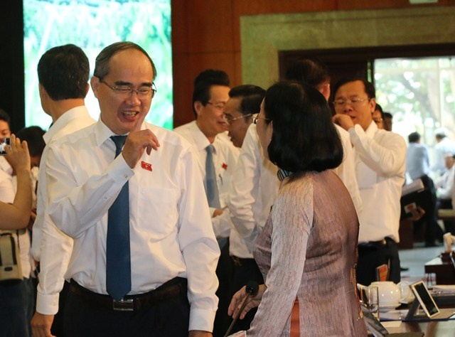 Bí thư Nguyễn Thiện Nhân: Phải xem anh Đoàn Ngọc Hải muốn làm gì nữa bi thu nguyen thien nhan doan ngoc hai xin thoi nhung phai xem anh hai muon lam gi nua