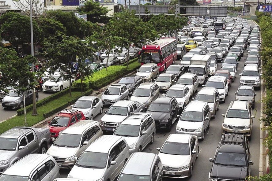 tp hcm lai de xuat thu phi vao noi thanh