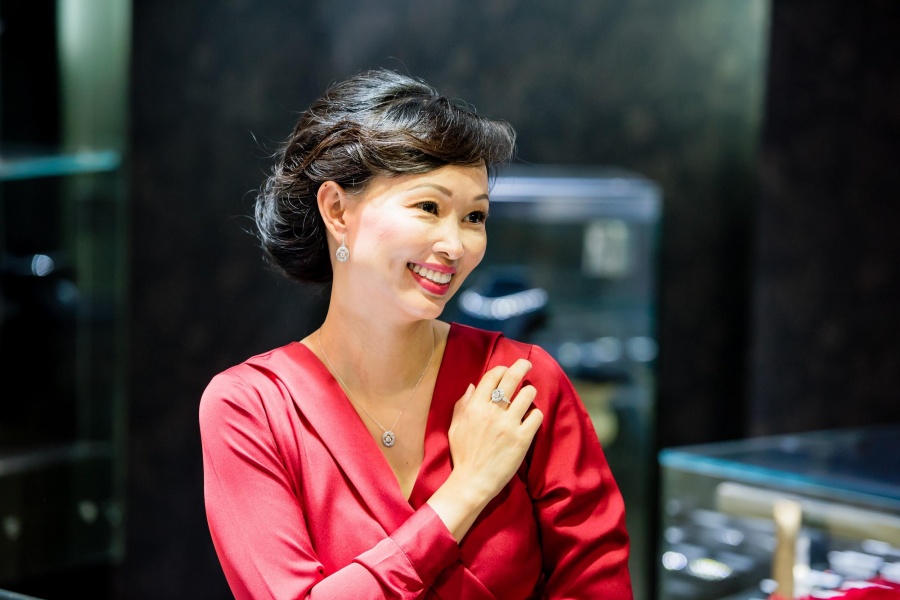 Shark Linh: Phụ nữ cần tự tạo hạnh phúc cho riêng mình shark linh phu nu can tu tao hanh phuc cho rieng minh