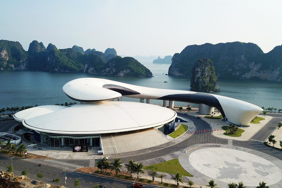 ha long sap co them pho di bo va thien duong am thuc