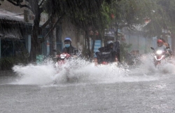 anh ha noi mua dong den kin troi pho phuong lai ngap trong nuoc