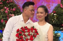 co gai kho tinh nau an do te tu choi hen ho khien khan gia mung roi nuoc mat