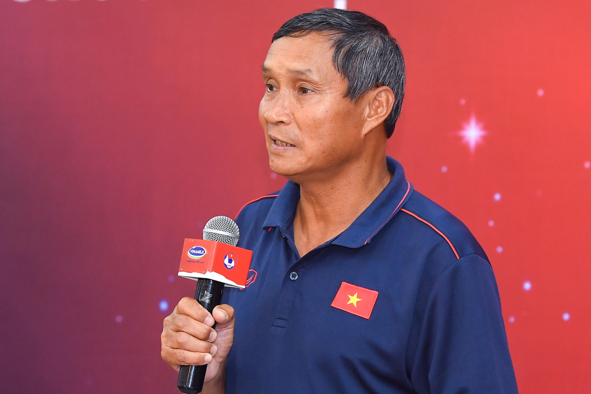 tin tuc bong da viet nam nong nhat moi nhat ngay 422020