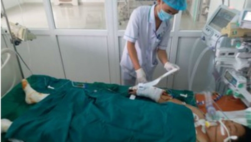 Kon Tum: Chồng tẩm xăng đốt vợ đang mang thai sắp sinh vì ghen tuông kon tum chong tam xang dot vo dang mang thai sap sinh vi ghen tuong