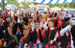 70000 tre em vinh long duoc thu huong sua hoc duong tu thang 112019