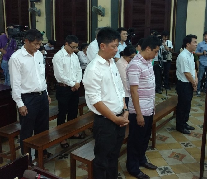 Triệu tập Thứ trưởng Bộ Y tế Trương Quốc Cường tới phiên tòa xét xử vụ VN Pharma trieu tap thu truong bo y te truong quoc cuong toi phien toa xet xu vu vn pharma