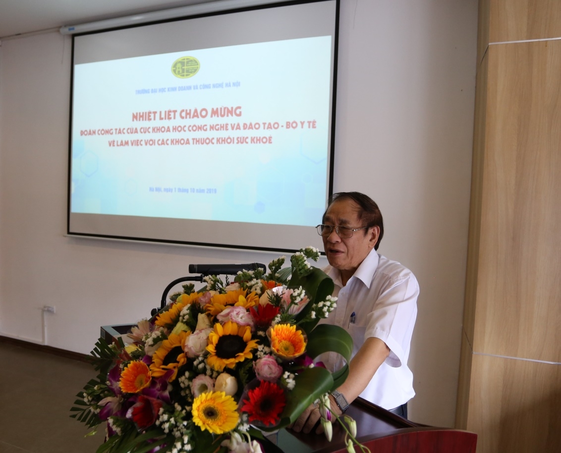 Đón tiếp đoàn Cục Khoa học Công nghệ và Đào tạo - Bộ Y tế đến thăm và làm việc tại Trường ĐH Kinh doanh và Công nghệ Hà Nội don tiep doan cuc khoa hoc cong nghe va dao tao bo y te den tham va lam viec tai truong dh kinh doanh va cong nghe ha noi