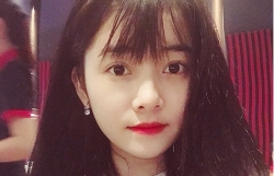 bat qua tang hot girl 9x vua dieu hanh vua ban dam cho khach nuoc ngoai 3 trieu dongluot