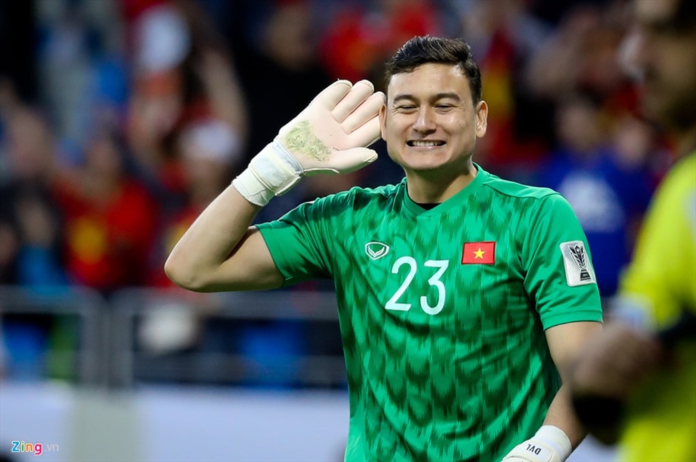 Thủ thành Đặng Văn Lâm nhận niềm vui mới tại vòng loại World Cup 2022 thu thanh dang van lam nhan niem vui moi tai vong loai world cup 2022