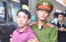 bat nu y ta dieu che vac xin gia phong benh covid 19