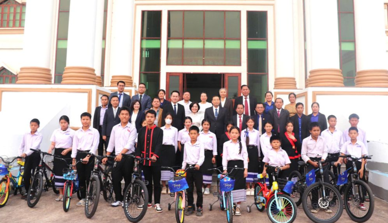 ຄະນະປະຕິບັດງານສູນກາງສະຫະພັນຊາວໜຸ່ມ ຫວຽດນາມ ຢ້ຽມຢາມ ແລະເຮັດວຽກກັບຄະນະຊາວໜຸ່ມແຂວງ ຜົ້ງສາລີ