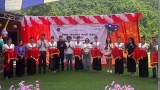 ຊາວຫວຽດນາມອາໄສຢູ່ອົດສະຕາລີ ກໍ່ສ້າງໂຮງຮຽນທີ່ມີມູນຄ່າກວ່າ 1.1 ຕື້ດົ່ງໃຫ້ແກ່ເດັກນ້ອຍໃນເຂດພູດອຍດ້ຽນບຽນ.