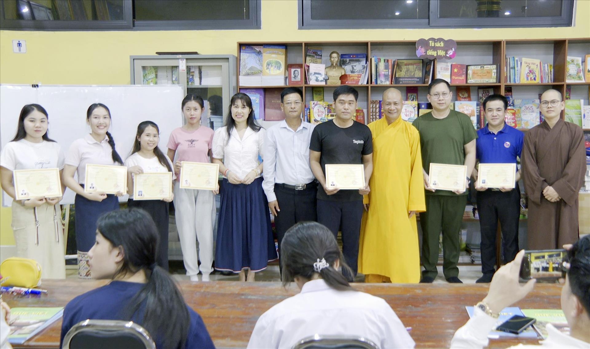 ເຜີຍແຜ່ວັດທະນະທຳ ແລະ ພາສາຫວຽດນາມ ຢູ່ລາວ ເຜີຍແຜ່ວັດທະນະທຳ ແລະ ພາສາຫວຽດນາມ ຢູ່ລາວ